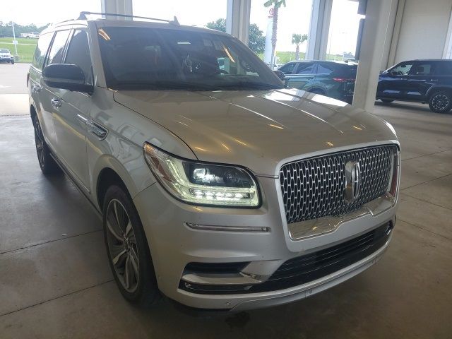 2019 Lincoln Navigator Select