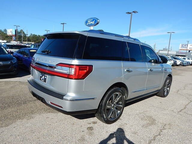 2019 Lincoln Navigator Select