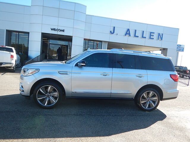 2019 Lincoln Navigator Select