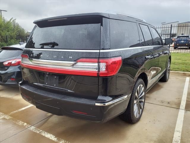 2019 Lincoln Navigator Select