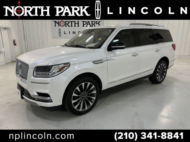 2019 Lincoln Navigator Select