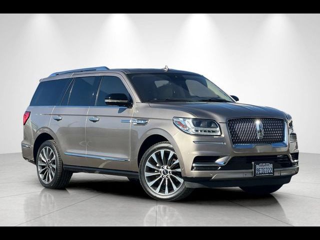 2019 Lincoln Navigator Select