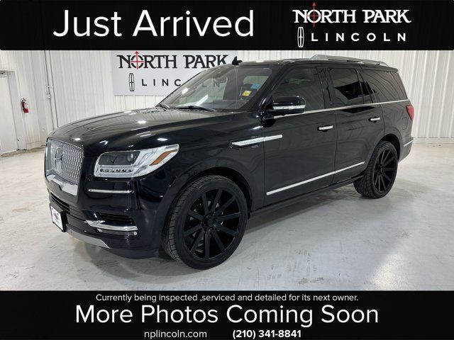 2019 Lincoln Navigator Select