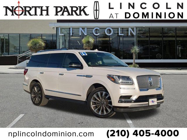 2019 Lincoln Navigator Select