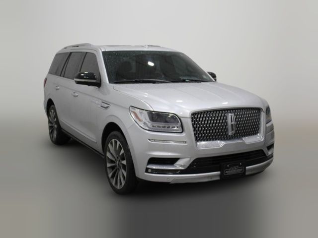 2019 Lincoln Navigator Select