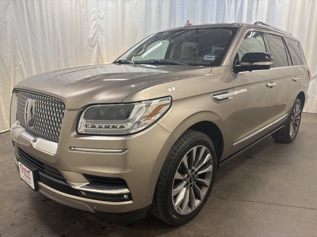 2019 Lincoln Navigator Select