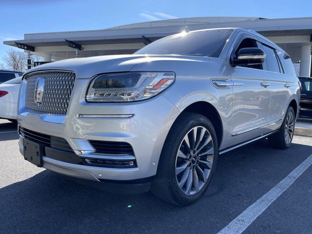 2019 Lincoln Navigator Select