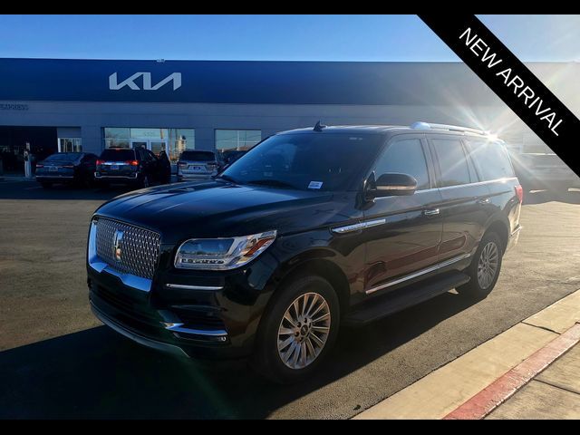 2019 Lincoln Navigator Standard