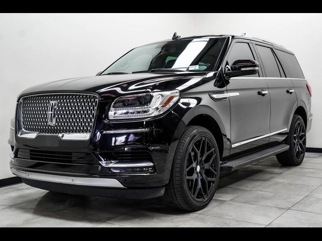 2019 Lincoln Navigator Standard