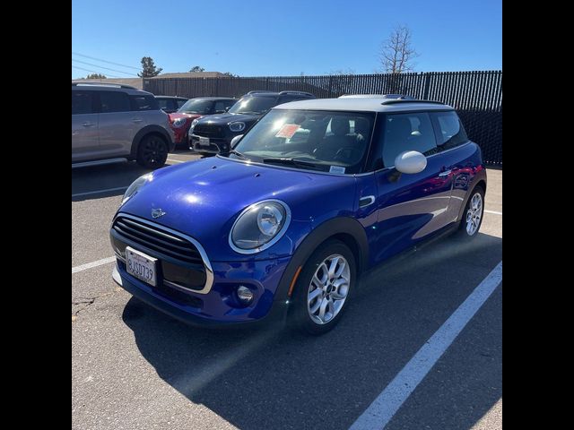 2019 MINI Cooper Hardtop Base