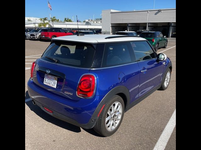 2019 MINI Cooper Hardtop Base