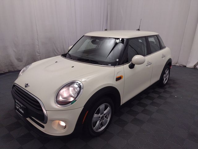 2019 MINI Cooper Hardtop Base