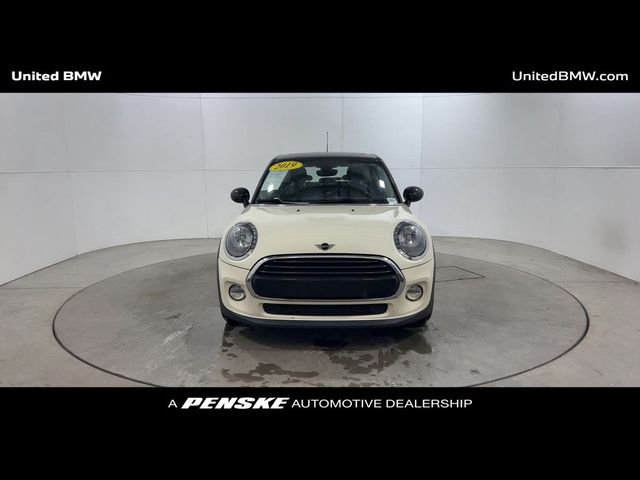 2019 MINI Cooper Hardtop Base