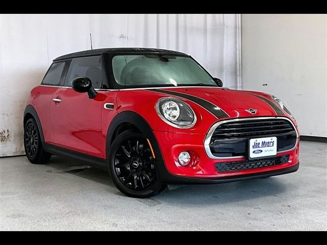 2019 MINI Cooper Hardtop Base