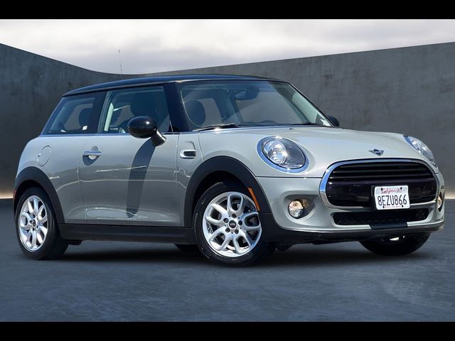 2019 MINI Cooper Hardtop Base