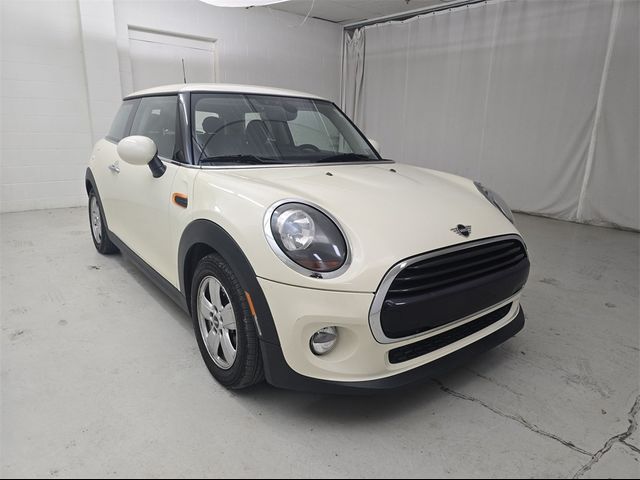 2019 MINI Cooper Hardtop Base