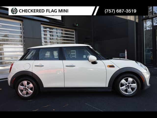 2019 MINI Cooper Hardtop Base