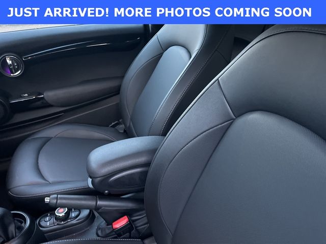 2019 MINI Cooper Hardtop Base