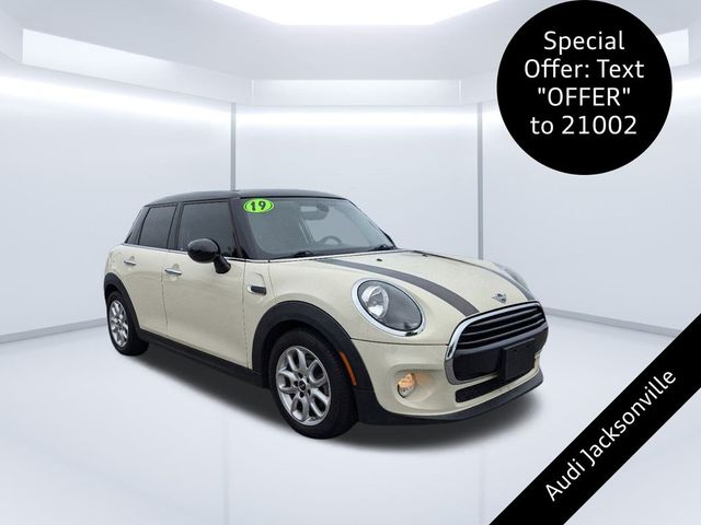 2019 MINI Cooper Hardtop Base