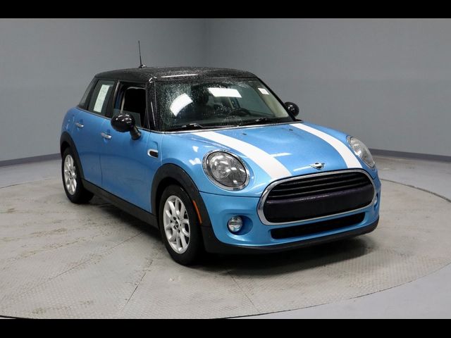 2019 MINI Cooper Hardtop Base