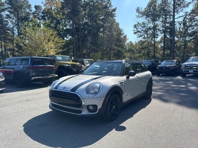 2019 MINI Cooper Clubman Base