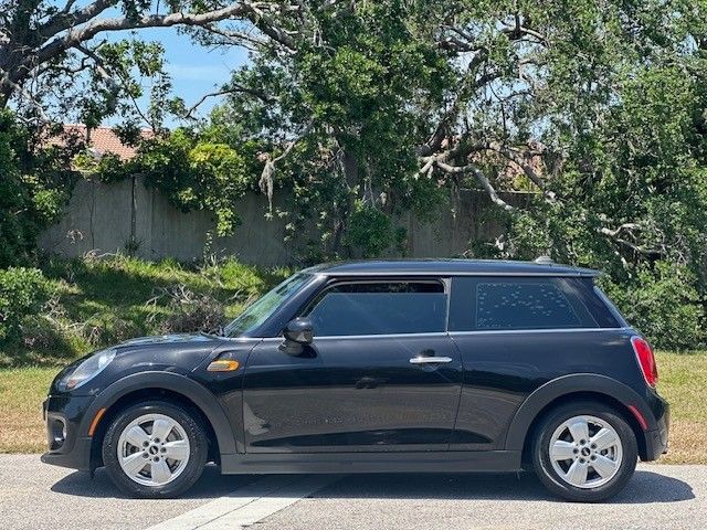 2019 MINI Cooper Hardtop Base