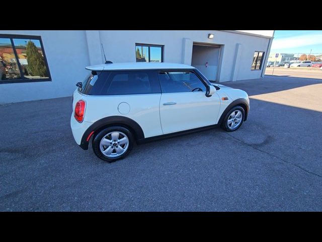 2019 MINI Cooper Hardtop Base