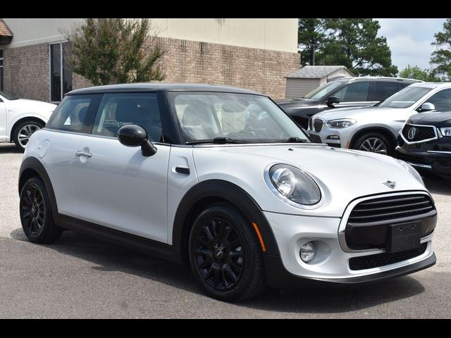 2019 MINI Cooper Hardtop Base