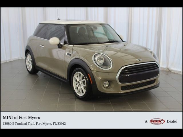 2019 MINI Cooper Hardtop Base