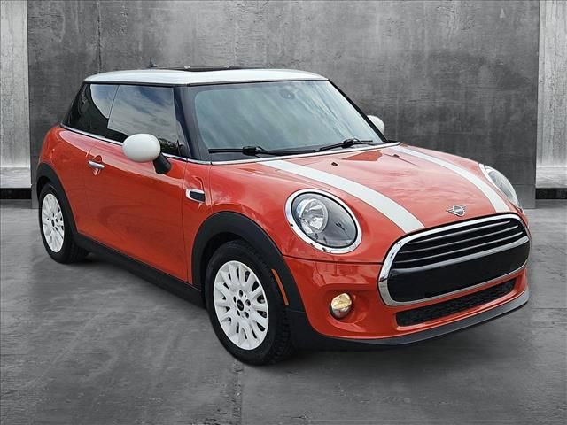 2019 MINI Cooper Hardtop Base
