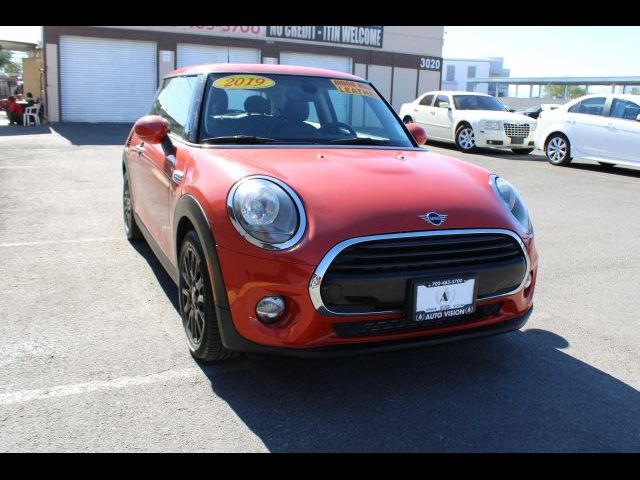 2019 MINI Cooper Hardtop Base