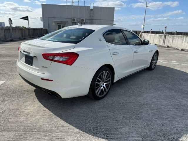 2019 Maserati Ghibli Base