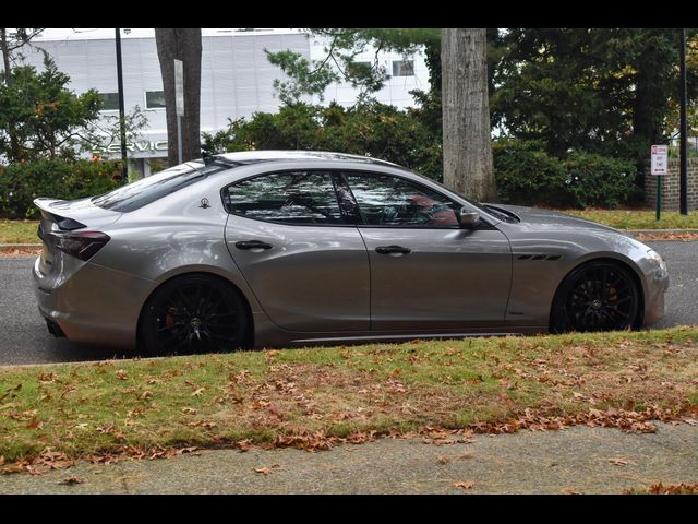 2019 Maserati Ghibli GranLusso