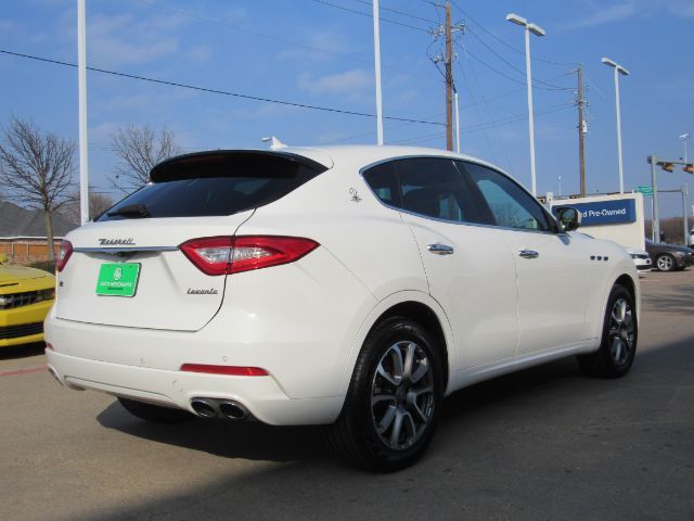 2019 Maserati Levante Base