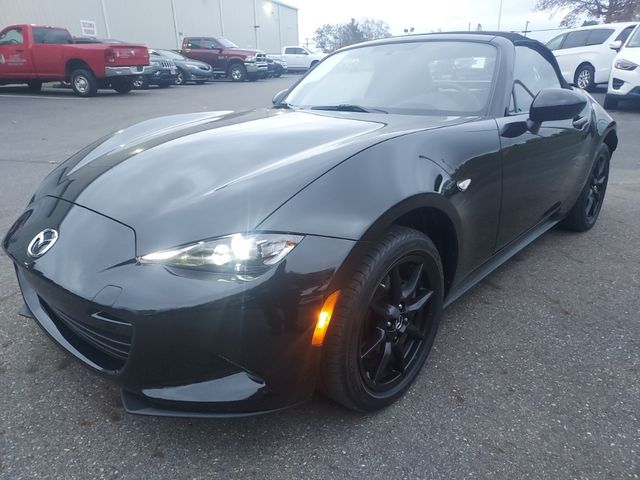 2019 Mazda MX-5 Miata Sport