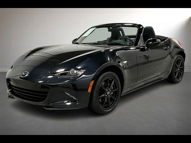 2019 Mazda MX-5 Miata Sport