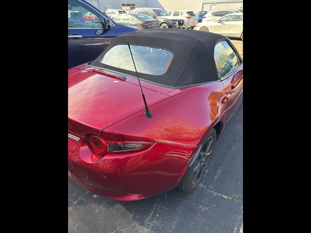 2019 Mazda MX-5 Miata Sport