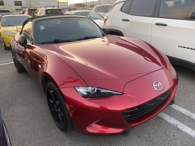 2019 Mazda MX-5 Miata Sport