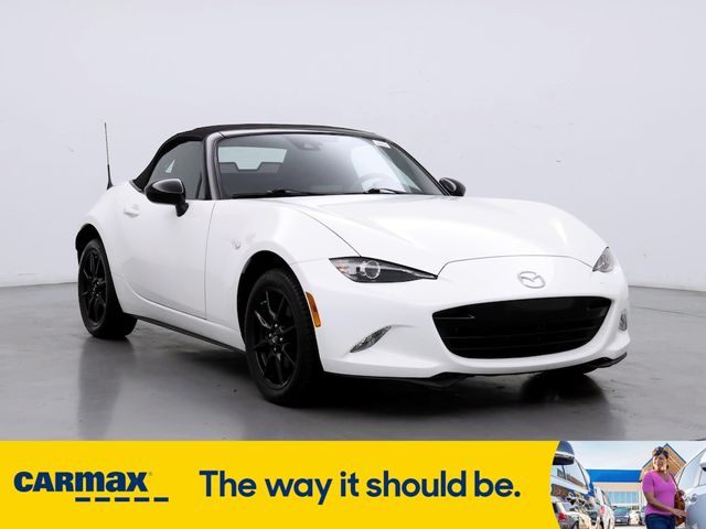 2019 Mazda MX-5 Miata Sport