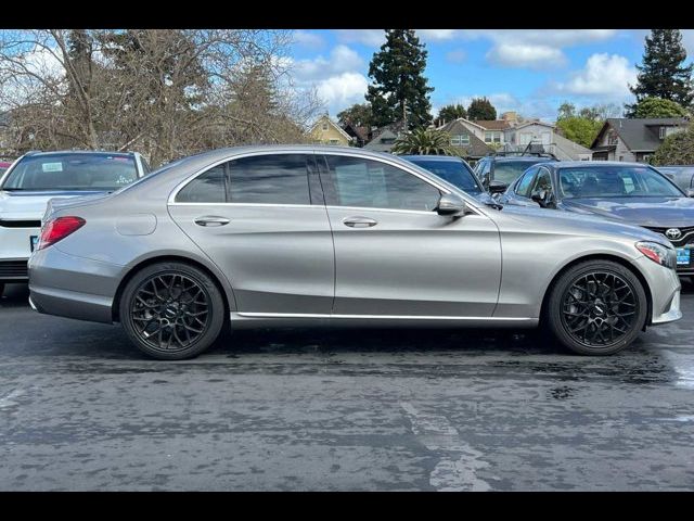 2019 Mercedes-Benz C-Class 300