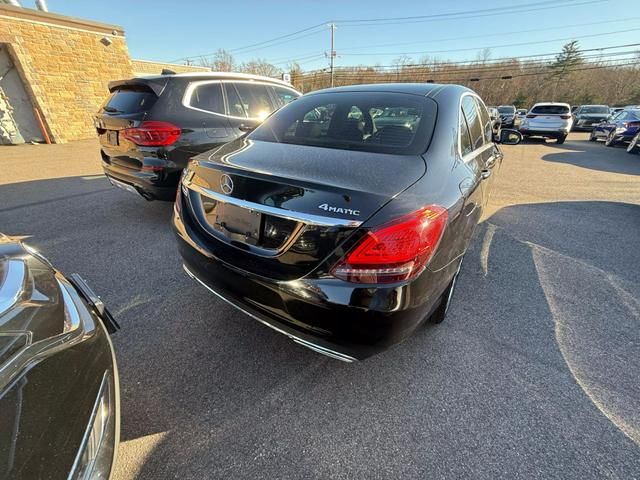 2019 Mercedes-Benz C-Class 300