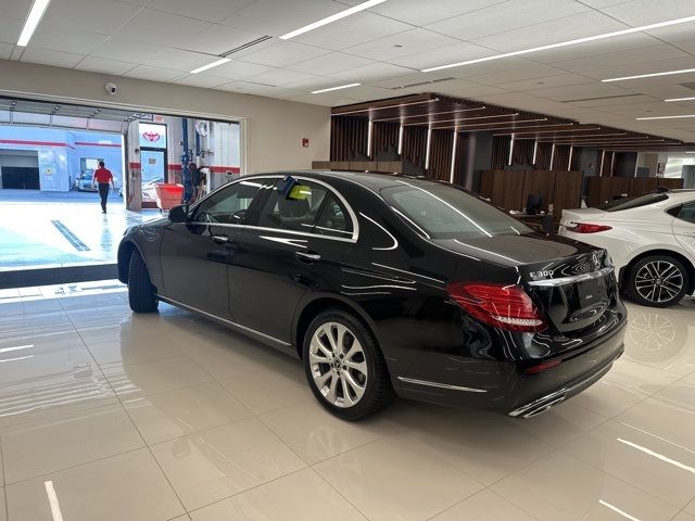 2019 Mercedes-Benz E-Class 300