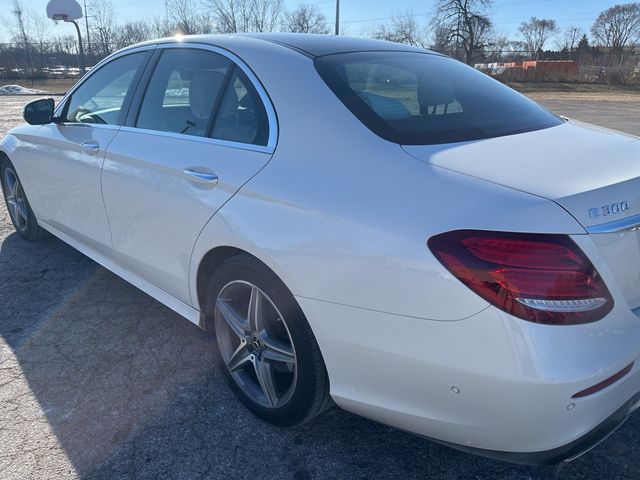 2019 Mercedes-Benz E-Class 300