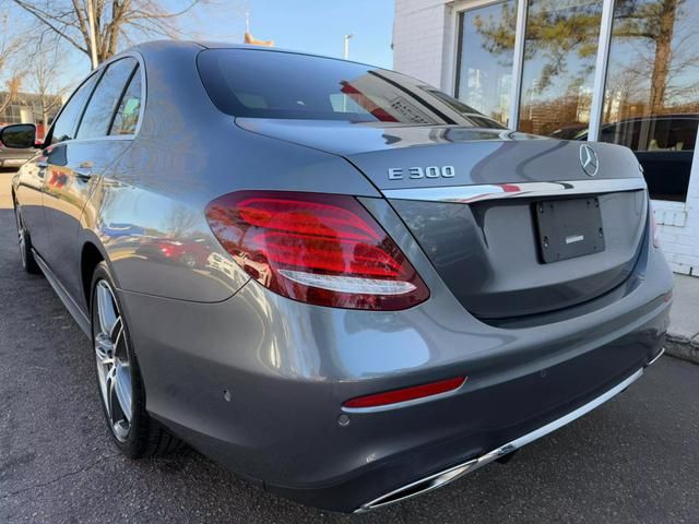 2019 Mercedes-Benz E-Class 300