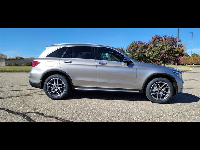 2019 Mercedes-Benz GLC 300