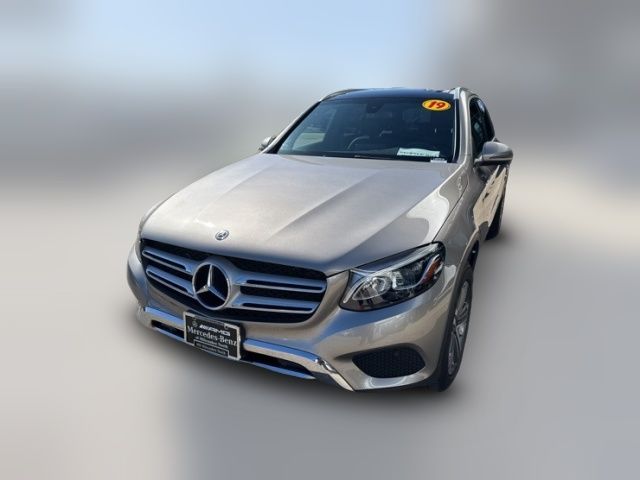 2019 Mercedes-Benz GLC 300