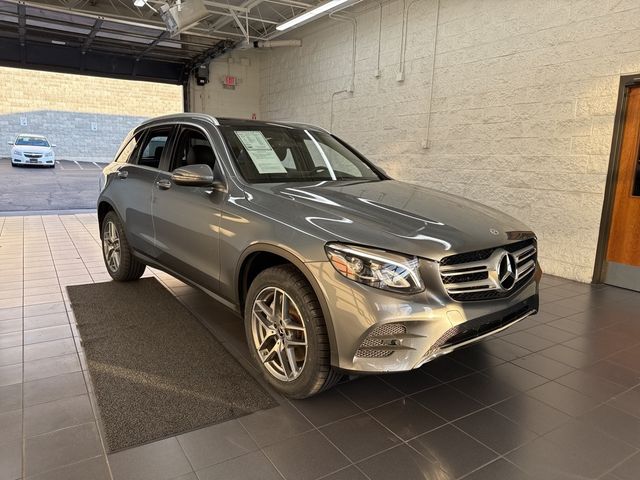 2019 Mercedes-Benz GLC 300