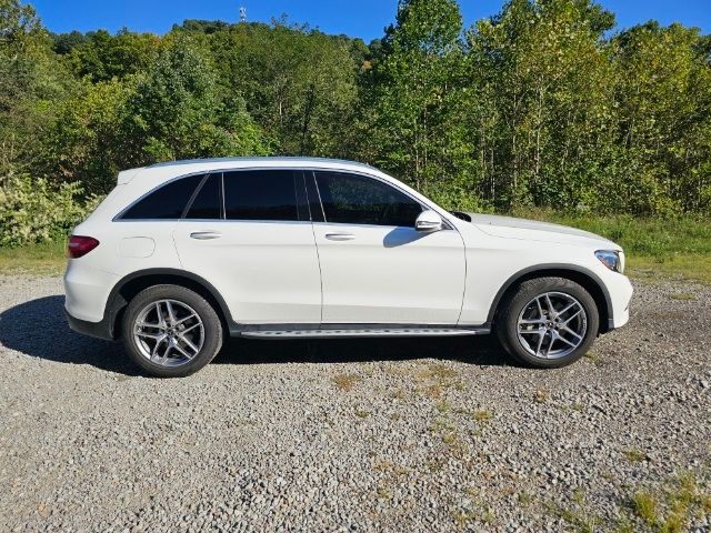 2019 Mercedes-Benz GLC 300