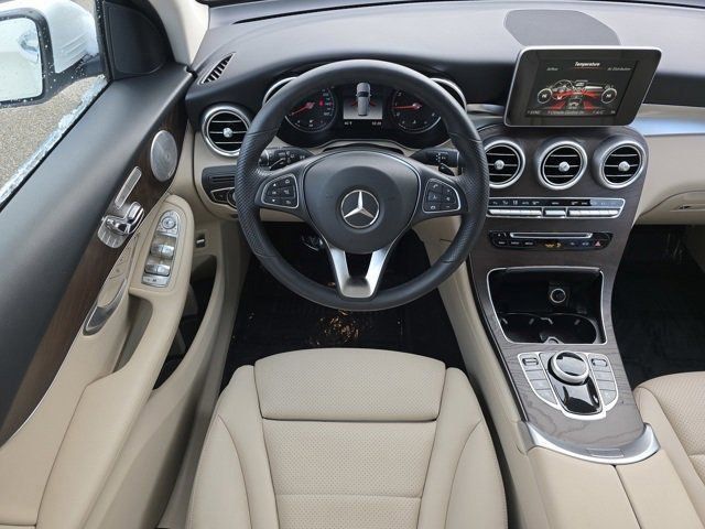 2019 Mercedes-Benz GLC 300