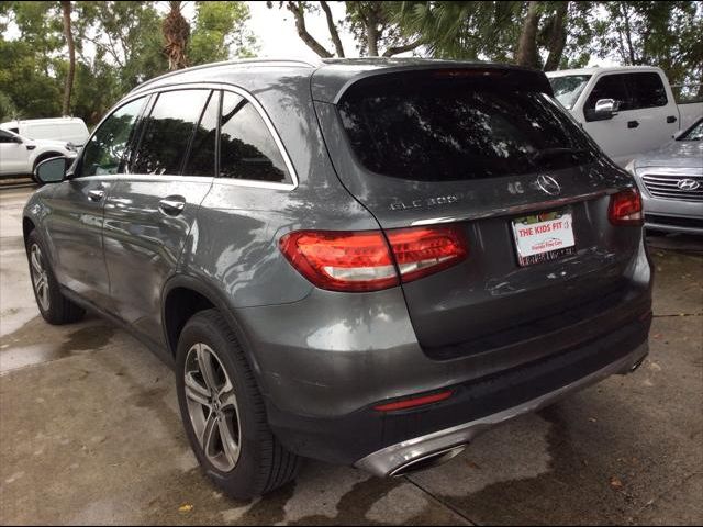 2019 Mercedes-Benz GLC 300